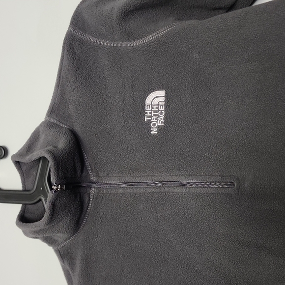 The North Face 1/4 zip pull over fleece sweatshirt size small - Picture 2 of 7